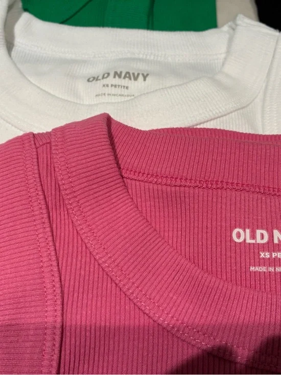 Old Navy Petite Ribbed Cropped Tank Tops - Set of 10 (2 of each color) - Picture 5 of 7